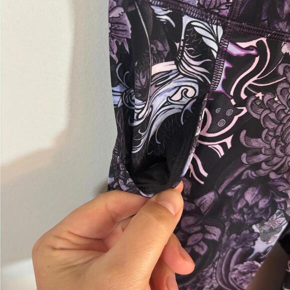 Lululemon Fast and Free Crop 23” Sz 6 Run With Heart Floral Dragon Print - Picture 5 of 8